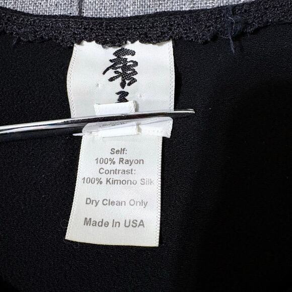 Yasuko Shirt Women Small Medium Black Assymetrical Art Lagenlook Rayon - Picture 4 of 4